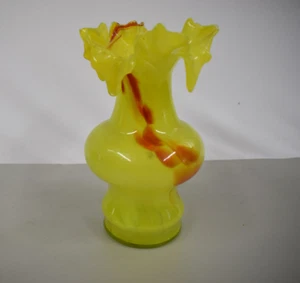 VINTAGE YELLOW / RED Ruffled Edge Vase 8.5" - Picture 1 of 2