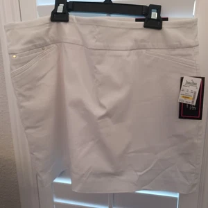 NUEVO CON ETIQUETAS ATTYRE Katherine Mujer’s 16 Regular Blanco Falda Corta Pantalones Cortos - Imagen 1 de 2
