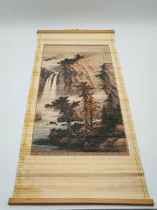 Vintage chinesische Bambus hängende Kunstrolle Poesie Natur Wasserfall Souvenir 13" x 33" - Bild 1 von 7