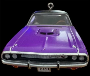 1970 Dodge Challenger R/T-SE, Hallmark Classic American Car Series, 2022 - Picture 1 of 8