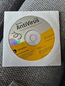 Norton Antivirus 2003 By Symantec  For Windows Xp Vintage Cd - Picture 1 of 3