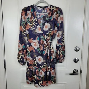 NWT Lulus So Splendid Navy Blue Floral Satin Long Sleeve Wrap Dress Size M - Picture 1 of 13