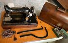1925 Singer Sewing Machine Model 99 with Beautiful Wooden Case