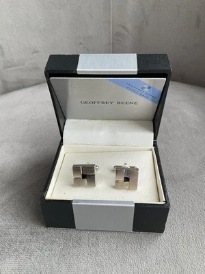 Geoffrey Beene Silver Toned/Onyx Rectangular Cufflinks New In Box - Image 1 of 4