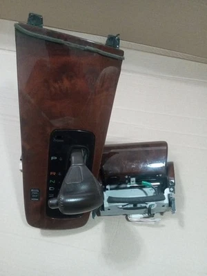 1995 Lexus Gs300 Automatic Shifter And Ashtray Assembly Bezel  - Image 1 of 4