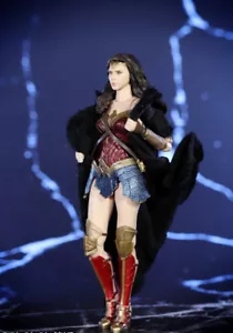 Vestido con capa de mujer Bandai negro SHF 1:12 para muñeca cuerpo femenino de 6" juguete - Imagen 1 de 5