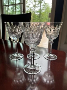 VINTAGE SET OF FOUR CRYSTAL CUT GLASS GOBLETS OR WINE GLASSES THUMBPRINTS 7-1/8" - Picture 1 of 10