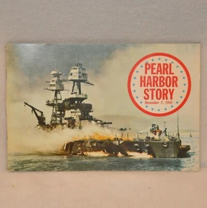 Vintage Pearl Harbor Story Book Softcover Dec 7 1941 Attack Information Photos  - Foto 1 di 7