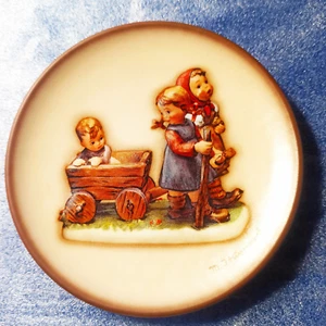 4 Stück Sammlerteller von Goebel: Kindermotive von Hummel, 4 verschiedene Motive - Bild 1 von 19