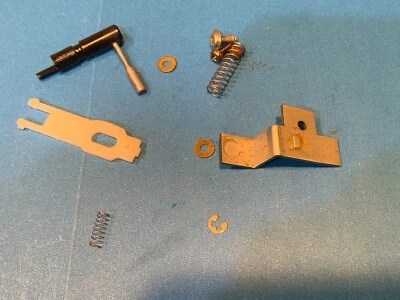 Harman Kardon T45 Stereo Turntable - Cuing Parts - Image 1 of 4