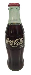 Botella Coca-Cola Vintage Coleccionable 8 OZ Celebrate Good Times Class Of 2004 - Imagen 1 de 4