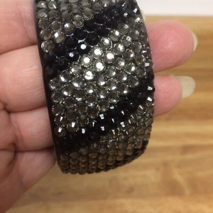 Bracelet bracelet 2 tons cristaux noirs/gris bijoux Sassy South 28,00 $ - Photo 1/9