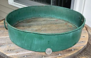 Vintage Rustic Green Metal Flour Sifter Grain Sieve Wire Mesh 14.75" D Prim Farm - Picture 1 of 1