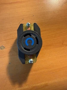 Elcom Nema twist-lock Eno-3123-x  L6-30R 30A  250v - Picture 1 of 4