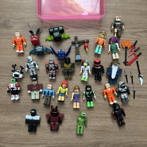 Roblox Toys For Girls and Boys Action Figures Approx 27 Lot With Accessories - Picture 1 of 4