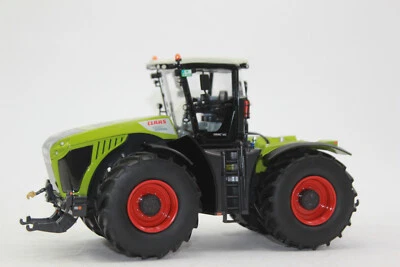 Wiking 077853 Claas XERION 4500 Tractor Wheel Drive 1:32 New in OVP - Image 1 of 4