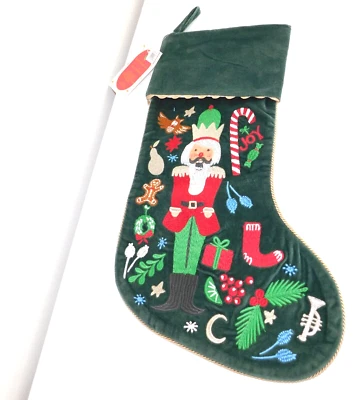 Medias de Navidad Pottery Barn Rifle Paper Co. Cascanueces Bordadas Terciopelo Foto 1 de 3