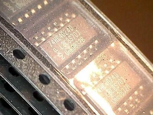 74HC4024D SMD RoHS  [25pcs]  IC  Philips  SO-14  ( 74HC4024 ) ( 933714410635 )  - Bild 1 von 2