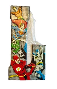 "Letrero L de metal de DC Comics 10"" X 5"" Batman Aquaman Superman Flash Linterna Verde" - Imagen 1 de 4