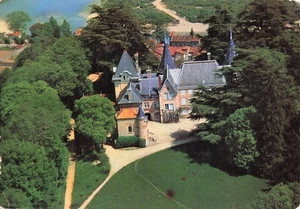 1 VARAMBON LE CHÂTEAU DE BOISSIEU - Bild 1 von 2