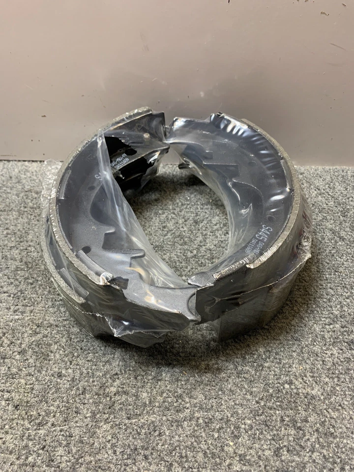 Zapata de freno de tambor Pronto S445-tambor trasero, delantero para Dodge Challenger 1972-1974 Foto 1 de 4