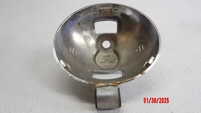 Корпус ковша задней фары 1985 85 Yamaha Maxim 700 XJ700 - Изображение 1 из 4