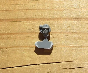 40K Astra Militarum Cadian Command Medic Head Female Bits New - Picture 1 of 1