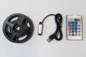 Neu LED RGB USB flexible Streifenleuchte mit Fernbedienung - Bild 1 von 2