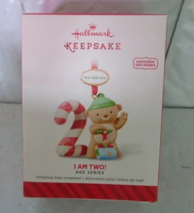 2014 Hallmark Andenken - Ich bin zwei! - Alter Serie Ornament mit Aufklebern - Bild 1 von 1