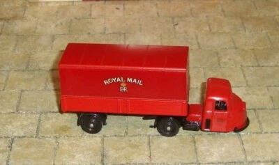 SCAMMELL SCARAB VAN TRAILER - ROYAL MAIL - 1:76 00 - TRACKSIDE - LTD EDITION - Image 1 of 4