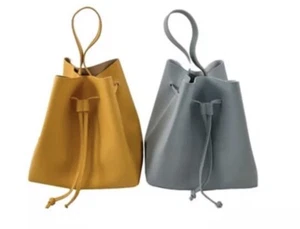 Nuevo bolso de mano con etiqueta de Macy's - gris o amarillo, imitación cuero, elige el tuyo - Imagen 1 de 2