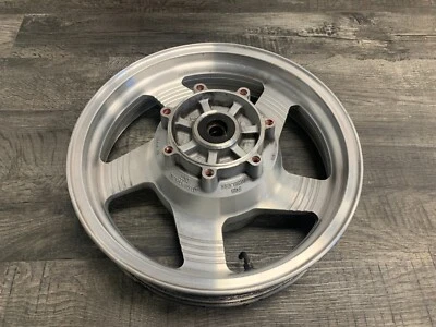 Llanta trasera Kawasaki VN1500 1500 Vulcan Nomad FI OEM - RECTA (#77) Foto 1 de 4