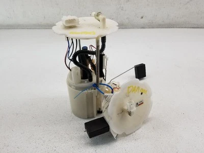 Conjunto de bomba de combustible 11-15 Infiniti G37/Q60/Q40 OEM 170401NC0C Foto 1 de 4