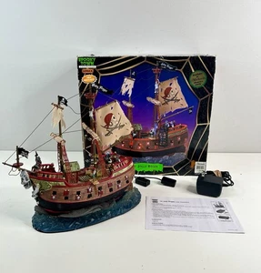 2007 Lemax Halloween Village Spooky Town La nave pirata Jolly Roger funziona!! - Foto 1 di 12