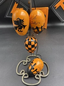 4 Spooky Town Painted Wooden Halloween Egg Ornaments Jo-Ann Stores 2004 - Picture 1 of 5