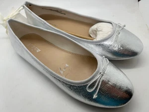Ballerine J Crew argento metallizzato ragazzo ragazza taglia K5 nuove con etichetta - Foto 1 di 6