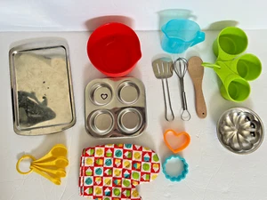 Melissa & Doug Let's Play House! Baking Play Set - Picture 1 of 7