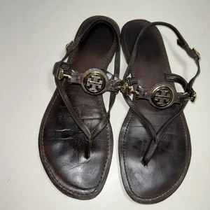Tory Burch Ali Women Brown Leather Gold Logo Thong Slingback Sandal 9 - Picture 1 of 12