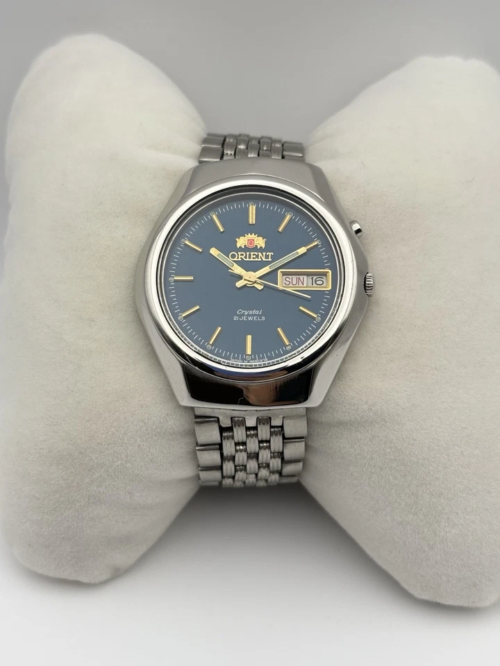 Vintage Orient Crystal 21 Jewels Automatic Watch Blue Dial Day Date - Image 1 of 4