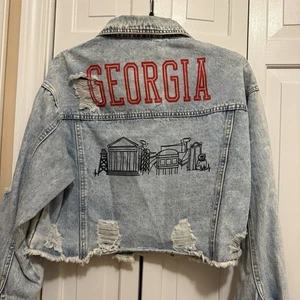 Rival Georgia skyline small Distressed Denim Jacket. Game day Athens Ga bulldogs - Picture 1 of 12