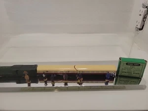 Vintage Meccano Dinky Toys 798 Express Passenger Train Diecast Toy Green Silver - Picture 1 of 15