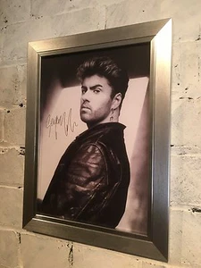 A4 framed poster of George Michael with reproduction autograph Great gift - Picture 1 of 5
