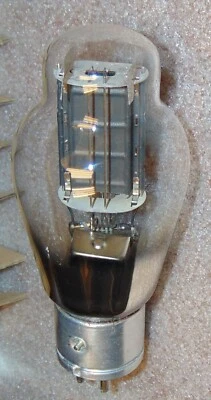 MUY RARO RCA NOS CAJA GIGANTE GETTER TIPO 281/381/81 TUBO RECTIFICADOR BASE METÁLICA Foto 1 de 4