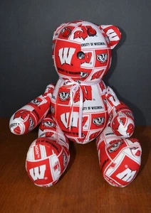 "Oso de peluche relleno de arte popular de la UNIVERSIDAD DE WISCONSIN TEJONES hecho a mano 12" - Imagen 1 de 7