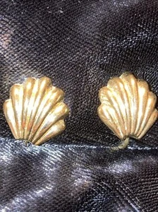 Vintage Napier Goldwash Shell Earrings Screwback Clip Combo - Picture 1 of 5