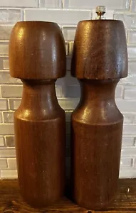 Vintage Teakholz 8" hoch Salzstreuer mit Stecker & Pfeffermühle ~ Mid Century MCM - Bild 1 von 6