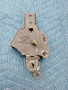 MOPAR HURST 4SPD SHIFTER BOX,DART,DUSTER A-BODY DW/JP - Picture 1 of 5