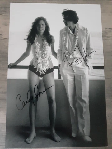 AUTHENTIC SIGNED CARLY SIMON + JAMES TAYLOR 12 X 8 AUTOGRAPHED PHOTO COA REAL Cover