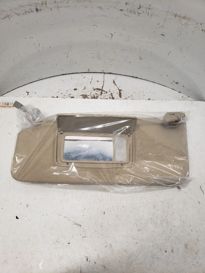 Driver Left Sun Visor Illuminated Fits 07-13 MDX 1439269 - Image 1 of 4