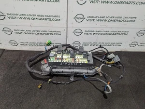 JAGUAR F PACE X761 ENGINE BAY FUSE BOX - Picture 1 of 5